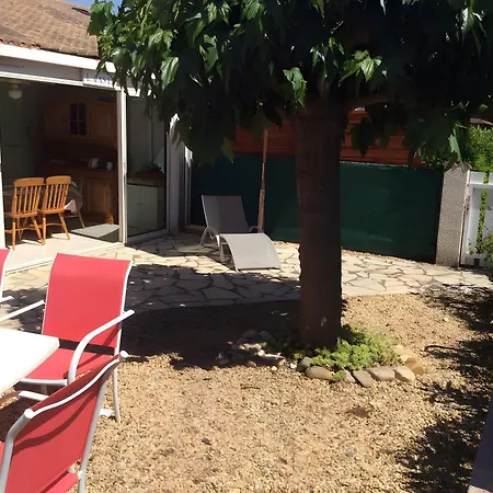 Holiday home Mini Jumelee Hameau Du Soleil *