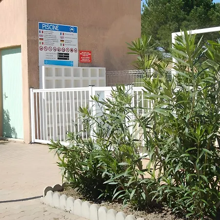 Holiday home Mini Jumelee Hameau Du Soleil Vendres