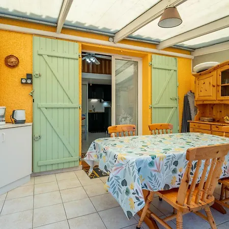 Сasa de vacaciones Mini Jumelee Hameau Du Soleil Vendres